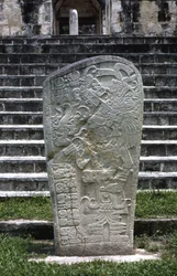 Seibal, Estela 8, Período Clássico Final, 849 AD